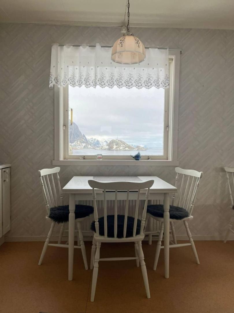 House By The Sea Reine, Lofoten Luaran gambar