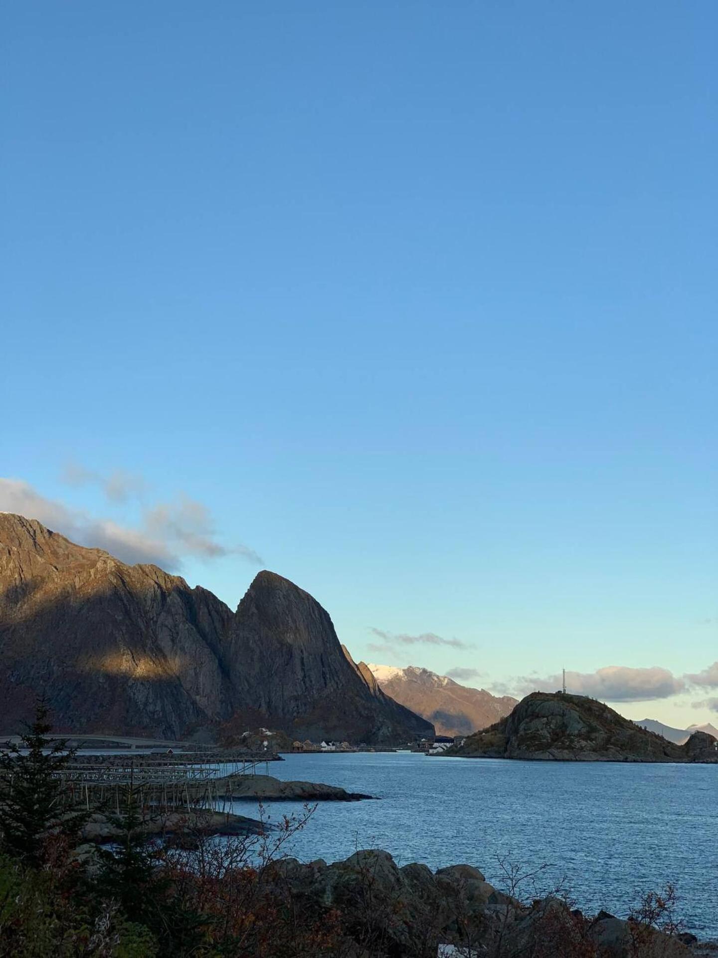 House By The Sea Reine, Lofoten Luaran gambar
